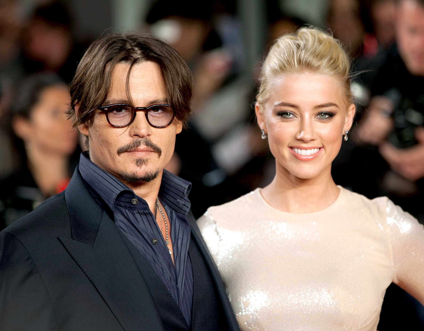 Download - Johnny Depp E Amber Heard , HD Wallpaper & Backgrounds