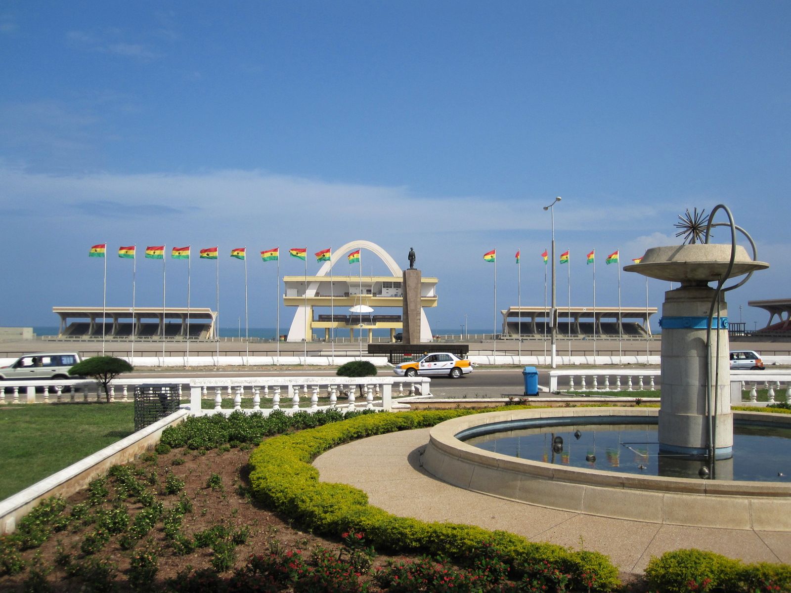 Ghana Wallpapers For Desk - Independence Square Accra Ghana , HD Wallpaper & Backgrounds