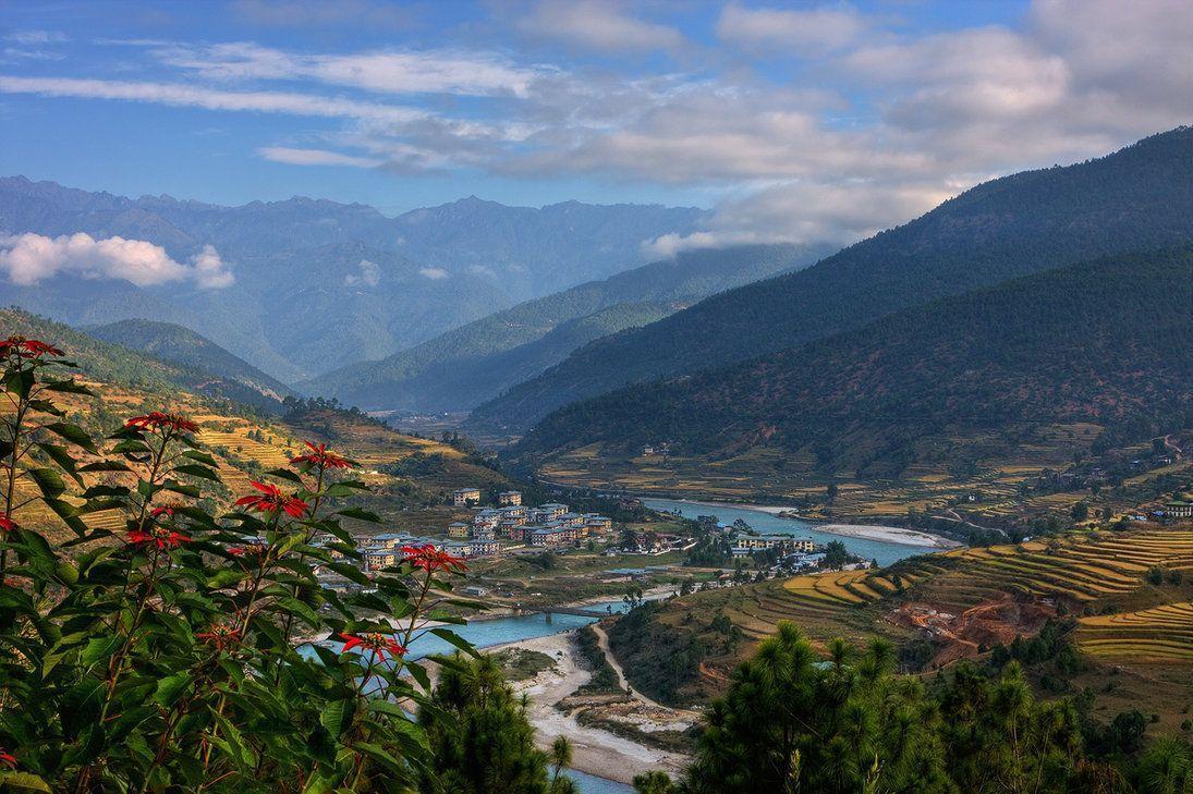 Bhutan Wallpaper For Pc - Beautiful Views Of Bhutan , HD Wallpaper & Backgrounds