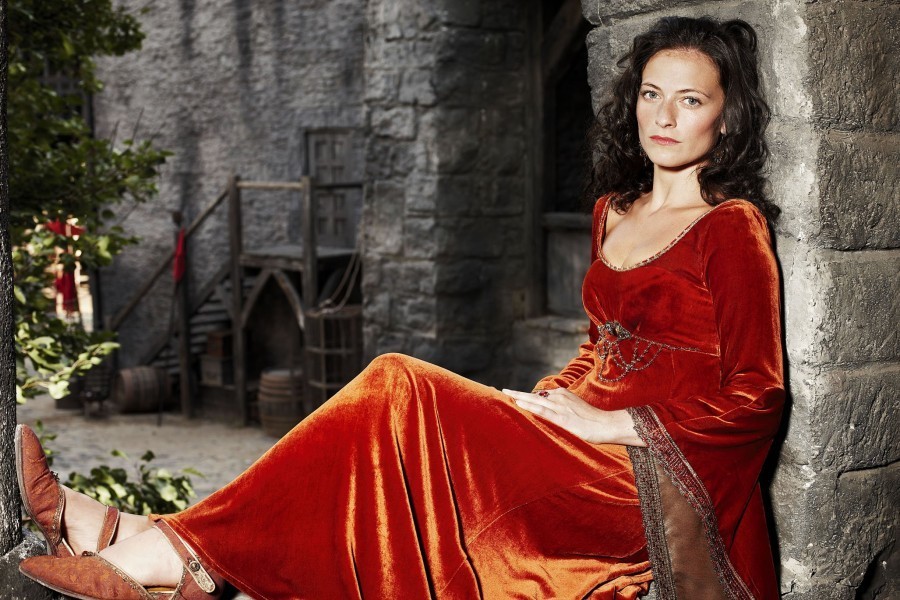 Lady Isabella Images Isabella Hd Wallpaper And Background - Robin Hood Tv Series Isabella , HD Wallpaper & Backgrounds