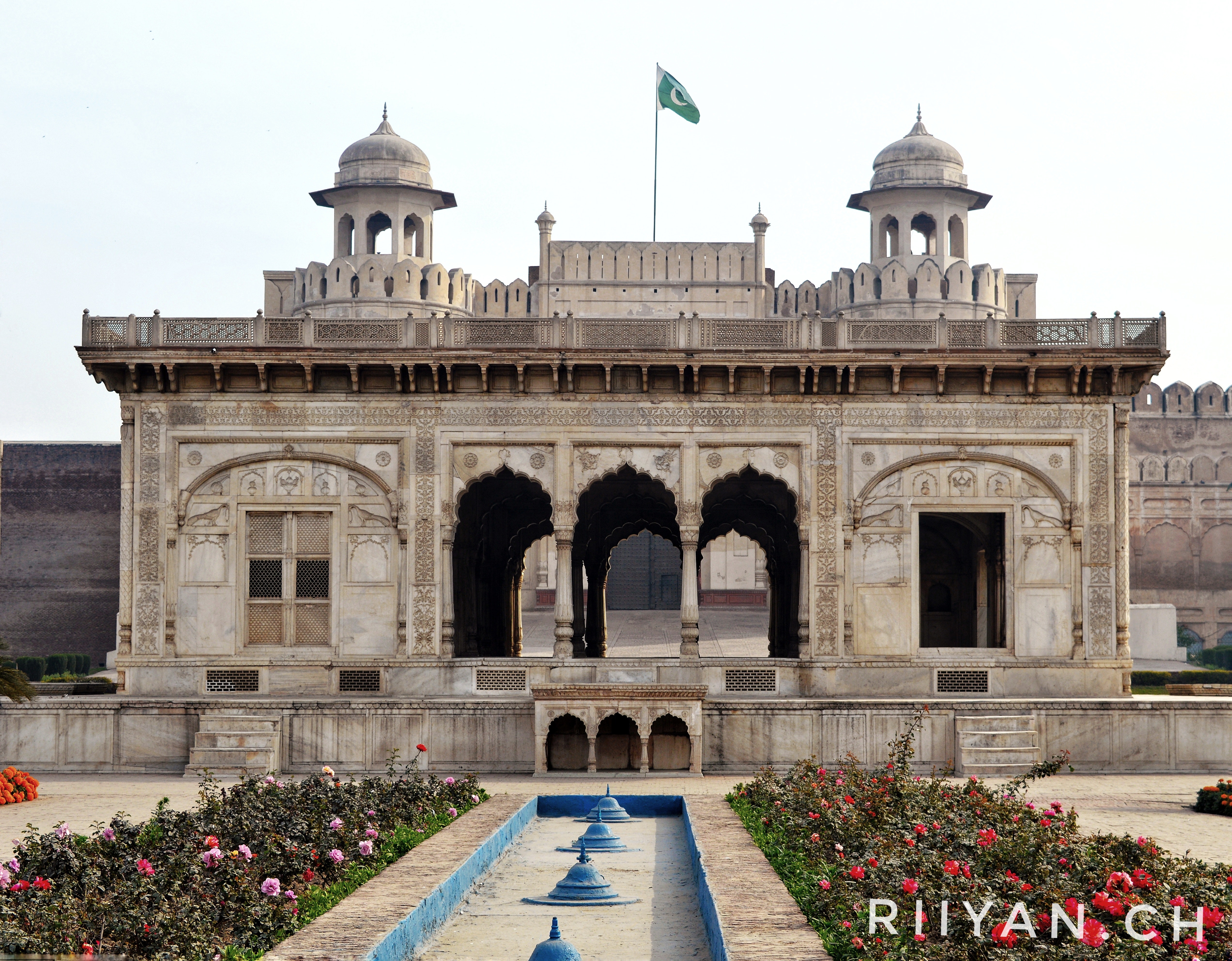 Similar Photos - Lahore Fort , HD Wallpaper & Backgrounds