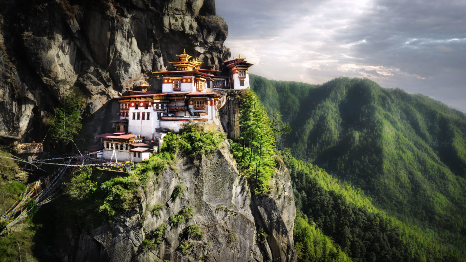 Bhutan - Paro Taktsang , HD Wallpaper & Backgrounds