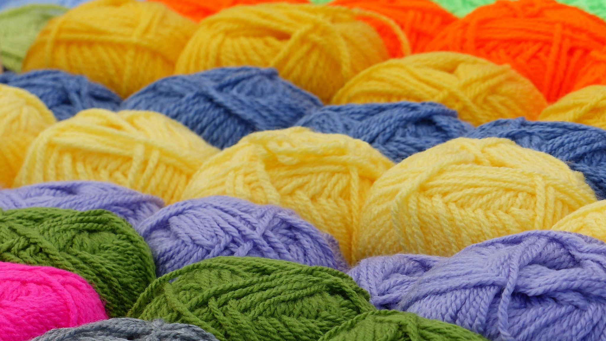 Wallpaper A Ball Of Yarn, Woolen - Yarn , HD Wallpaper & Backgrounds