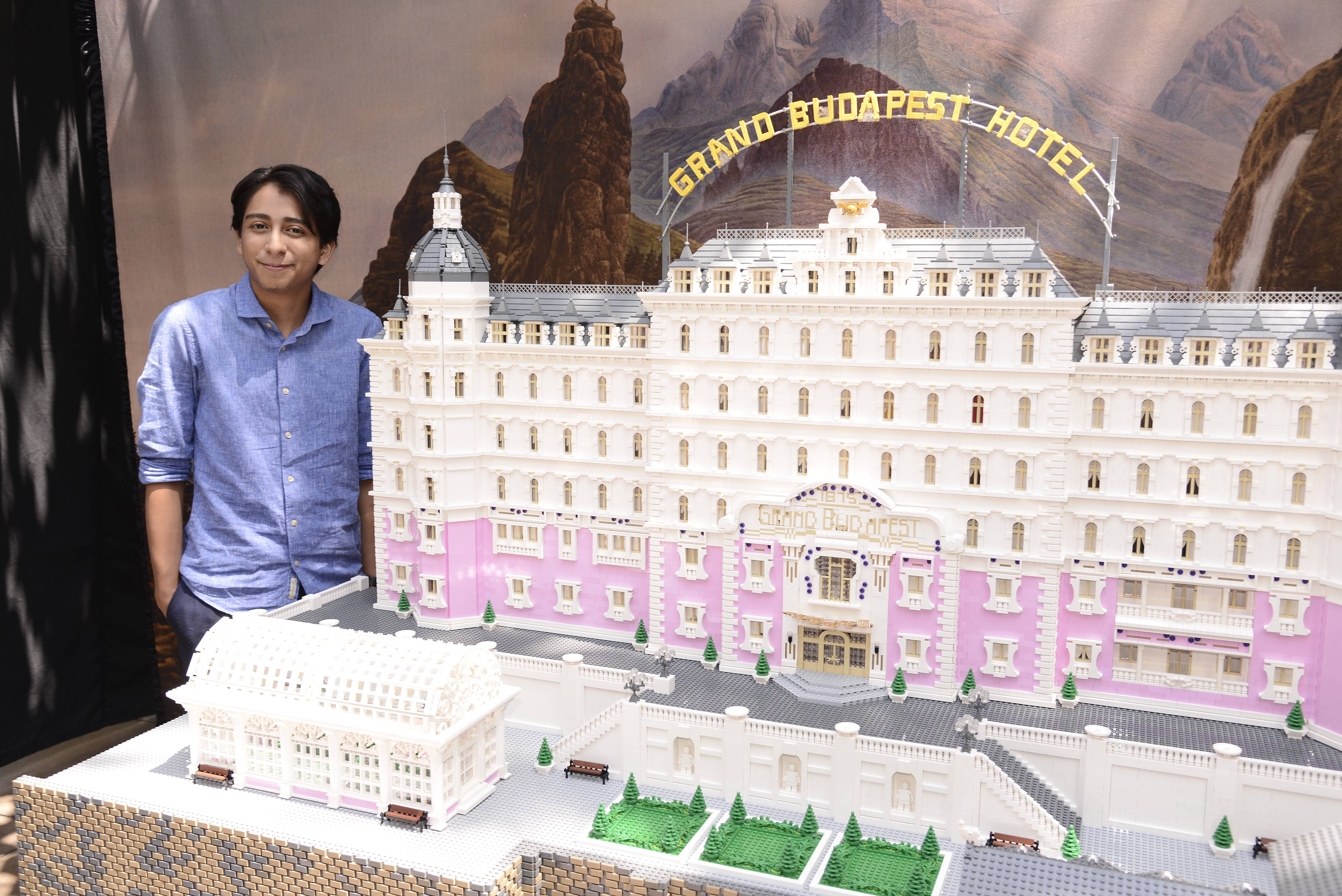 Lego Grand Budapest Hotel - Grand Budapest Hotel Lego , HD Wallpaper & Backgrounds