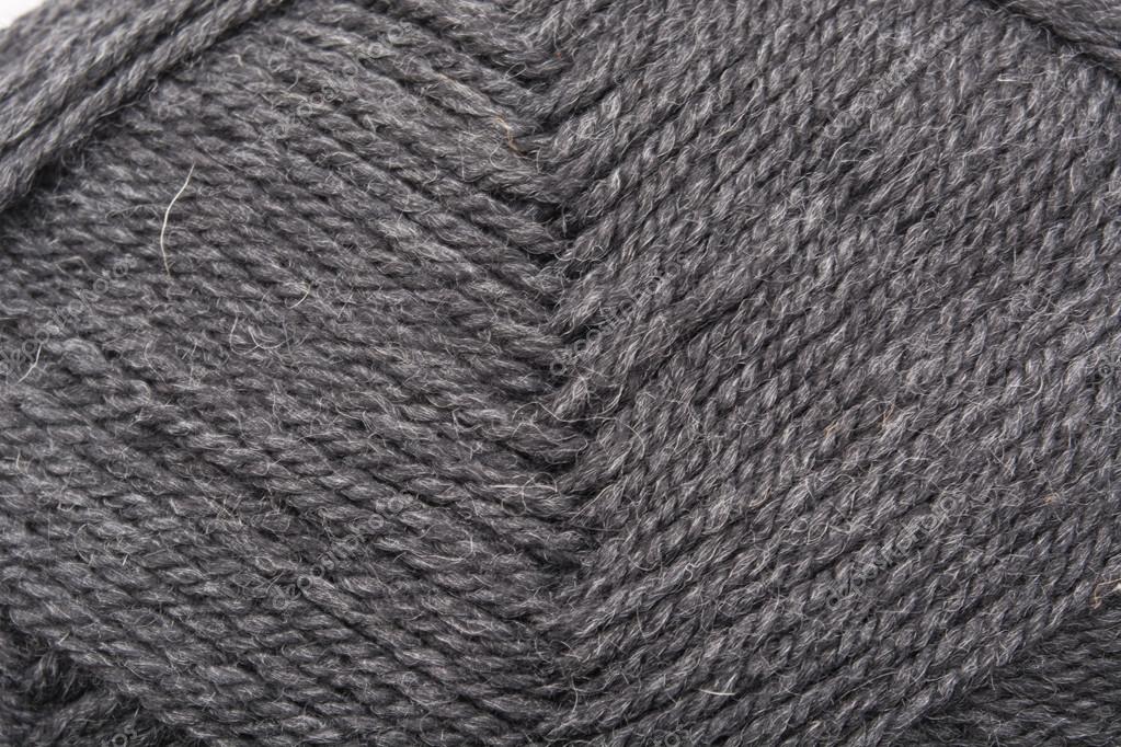 Skein Of Gray Wool Yarn For Knitting - Yarn Close Up , HD Wallpaper & Backgrounds