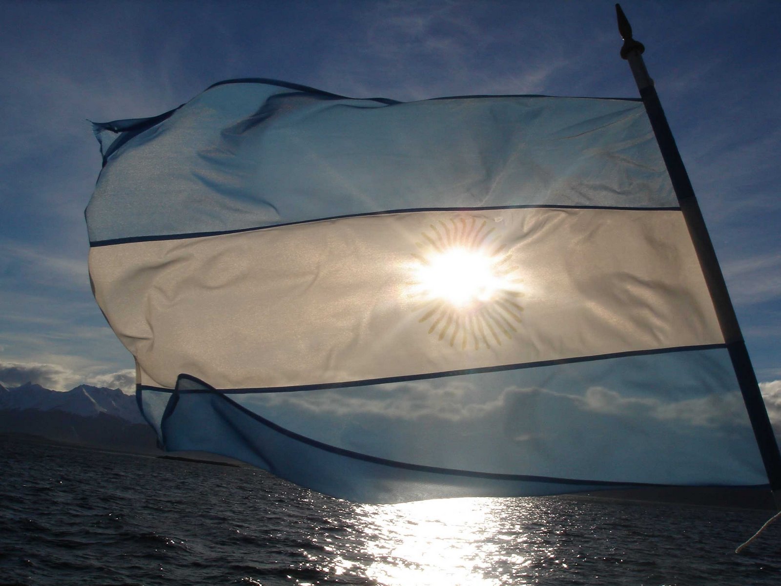 Your Next Destination - Sol Y Bandera Argentina , HD Wallpaper & Backgrounds