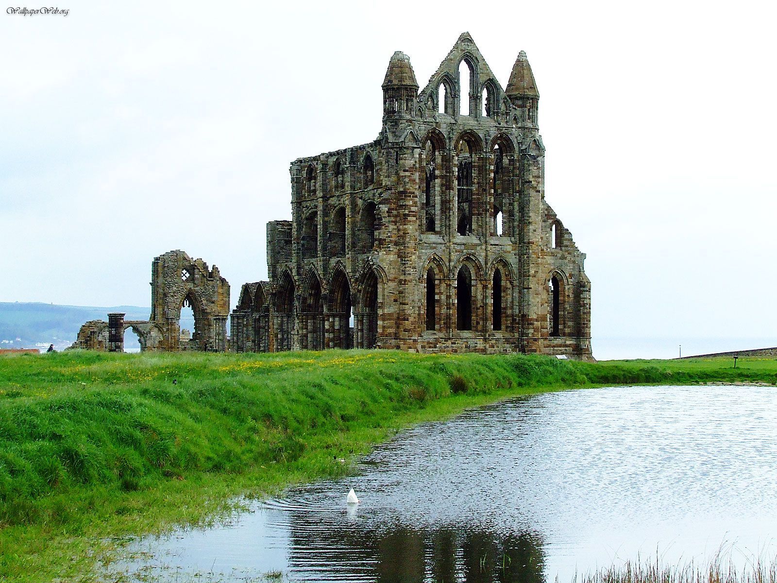 Other Pictures Of Whitby Abbey - Whitby Abbey , HD Wallpaper & Backgrounds