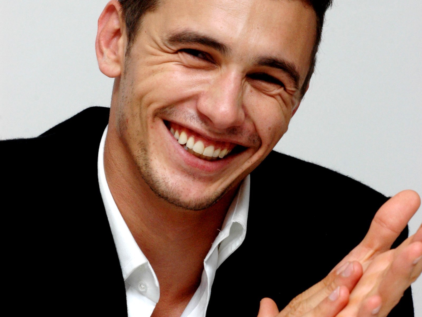 James Franco - People Who Smile With Their Eyes , HD Wallpaper & Backgrounds