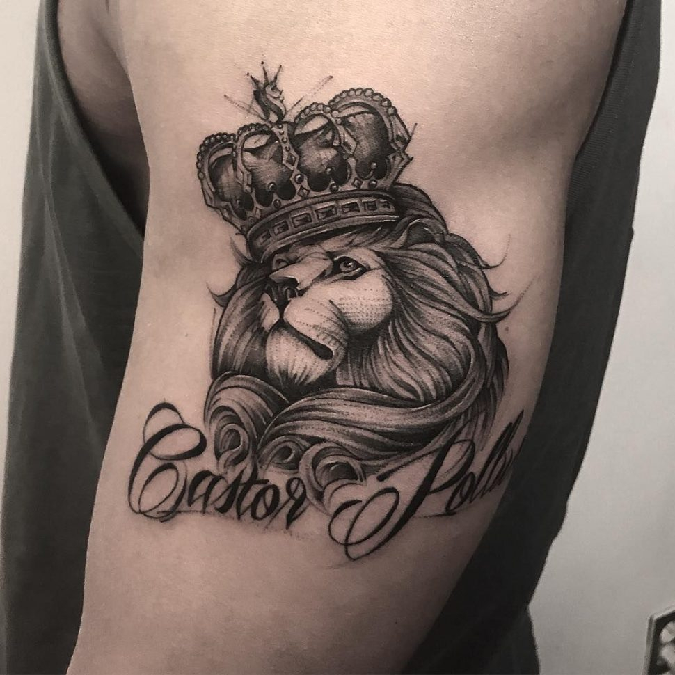Ideas Tattoos - Small Lion Crown Tattoo , HD Wallpaper & Backgrounds