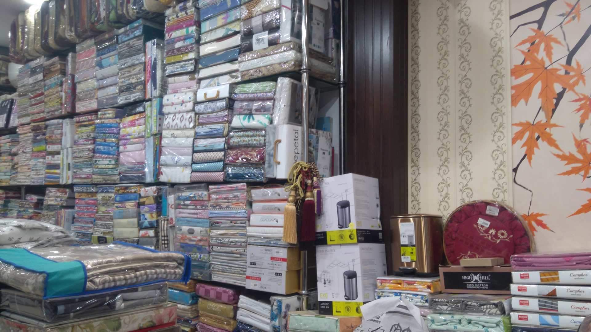 Charmi Wallpaper Dealers In Pandeypur, Varanasi - Shelf , HD Wallpaper & Backgrounds