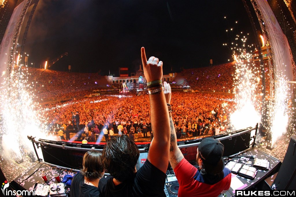 Hhswedish House Mafia - Swedish House Mafia Don T You Worry Child Video , HD Wallpaper & Backgrounds