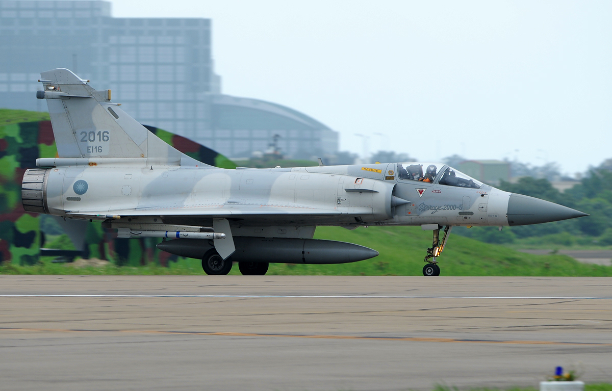 Amazing Dassault Mirage 2000 Pictures & Backgrounds - Dassault Mirage 2000 5 , HD Wallpaper & Backgrounds