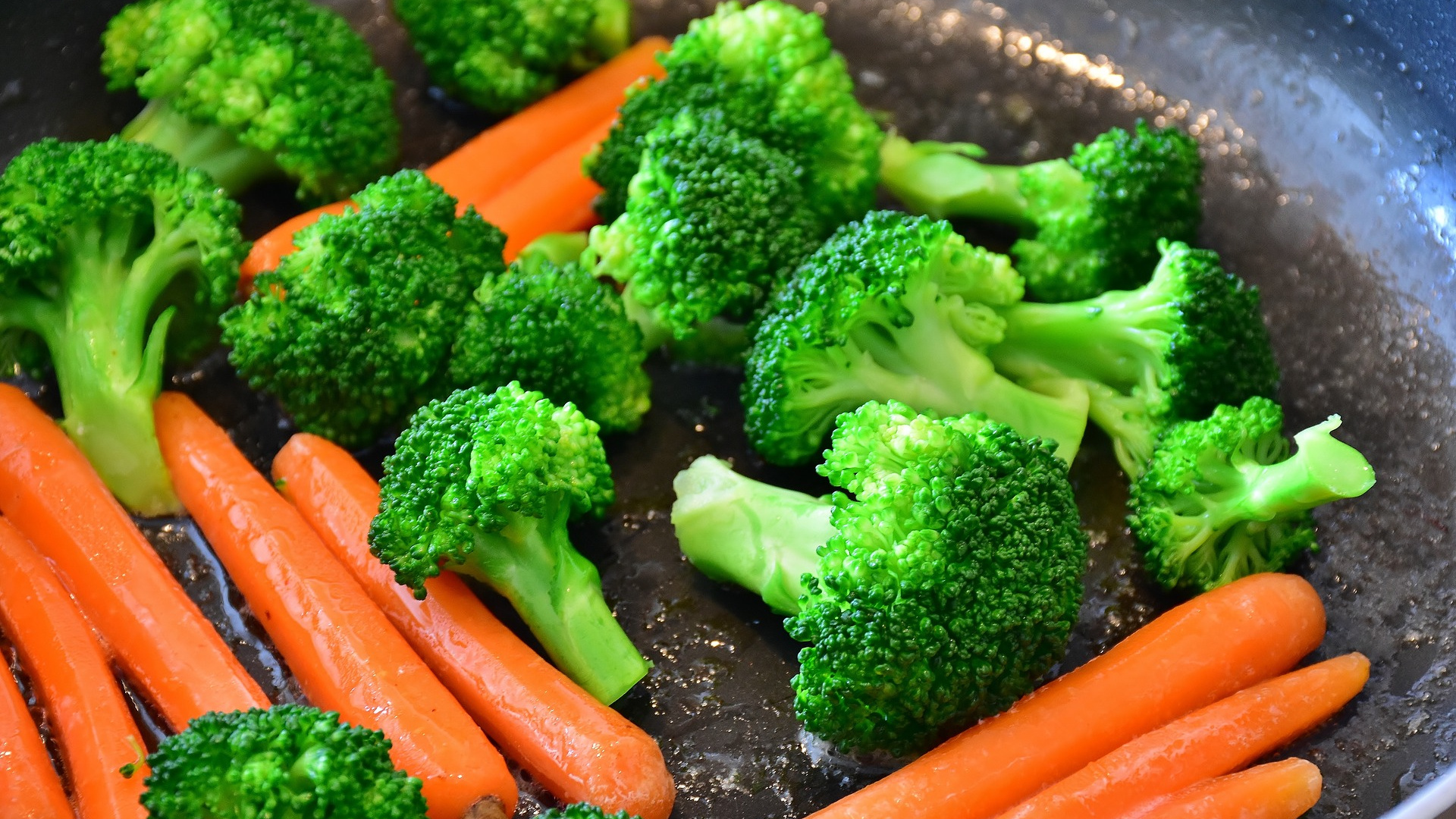 Wallpaper Carrot, Green Broccoli, Vegetables - Sayuran Yang Boleh Dimakan Mentah , HD Wallpaper & Backgrounds