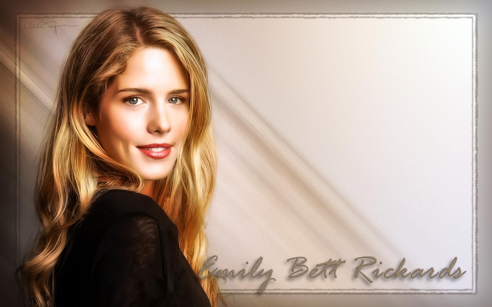 Emily Bett Rickards Wallpaper Hd , HD Wallpaper & Backgrounds