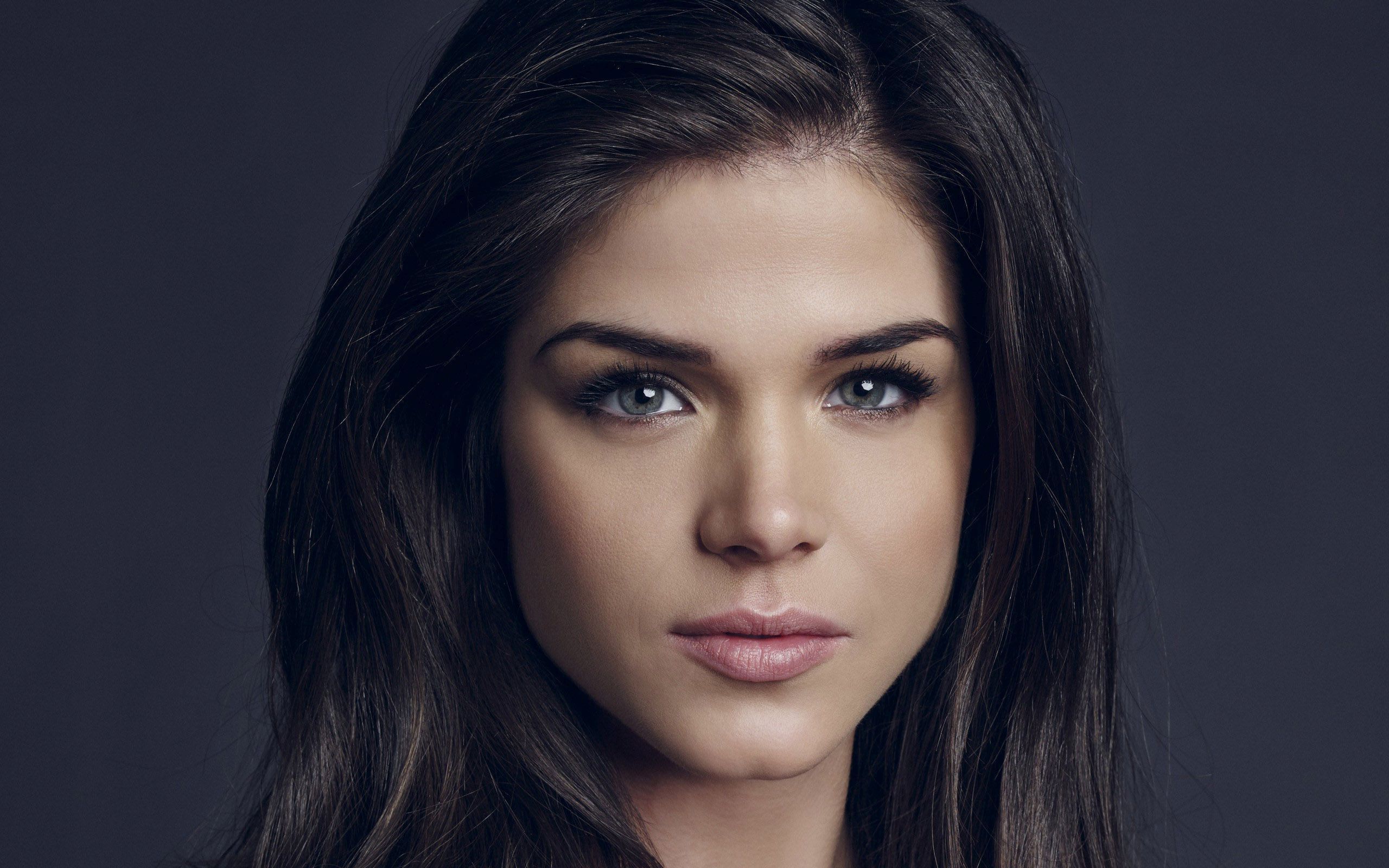 Marie Avgeropoulos Wallpapers Hd - Marie Avgeropoulos , HD Wallpaper & Backgrounds