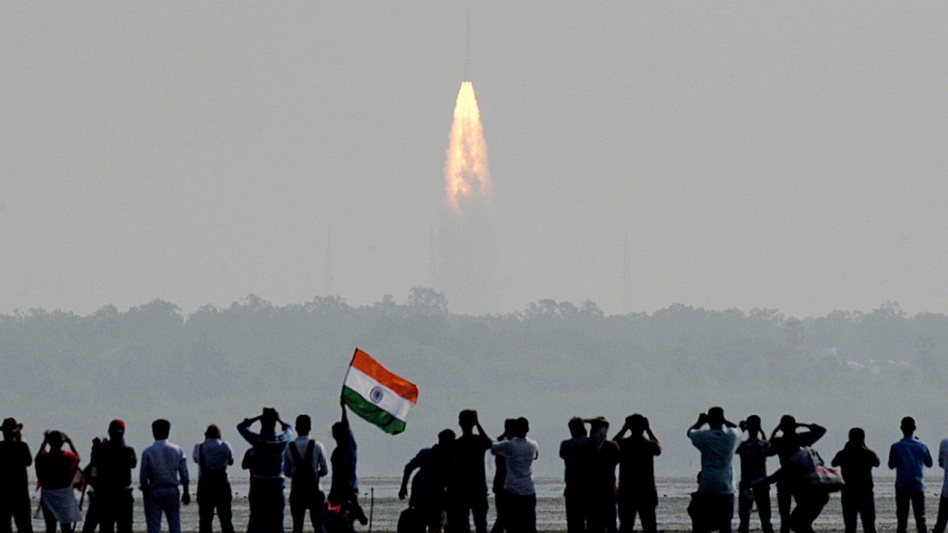 Now, You Can Watch Isro Rocket Launches Live From The - New Satellite Launch By India In 2017 , HD Wallpaper & Backgrounds