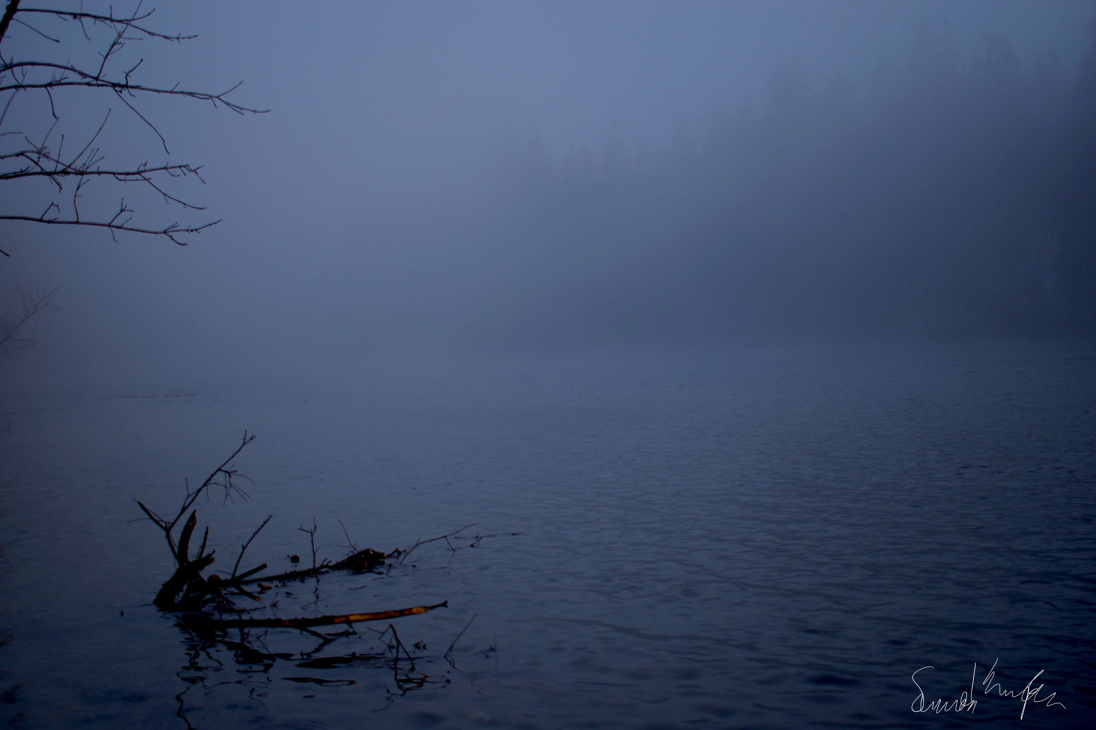 River, Solitude 4k Wallpaper And Background - Mist , HD Wallpaper & Backgrounds