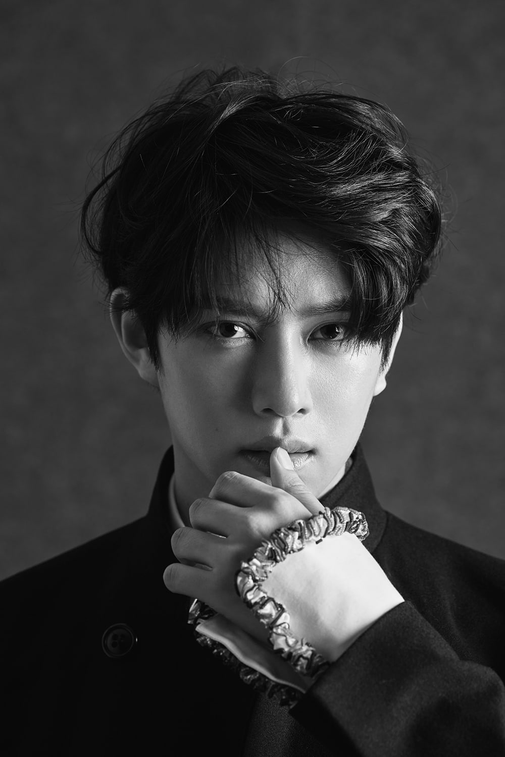 Super Junior Reveals Heechul And Yesung's Individual - Kim Hee Chul , HD Wallpaper & Backgrounds