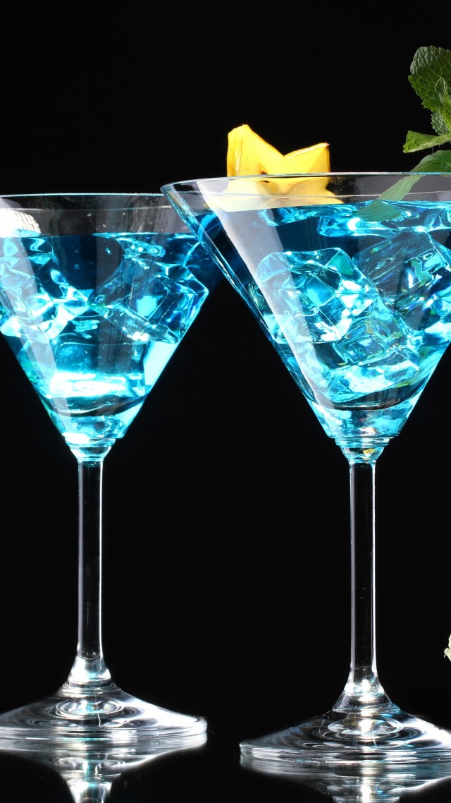 Bombay Gin, Ice, Mint, Lime - Blue Lagoon Cocktail , HD Wallpaper & Backgrounds