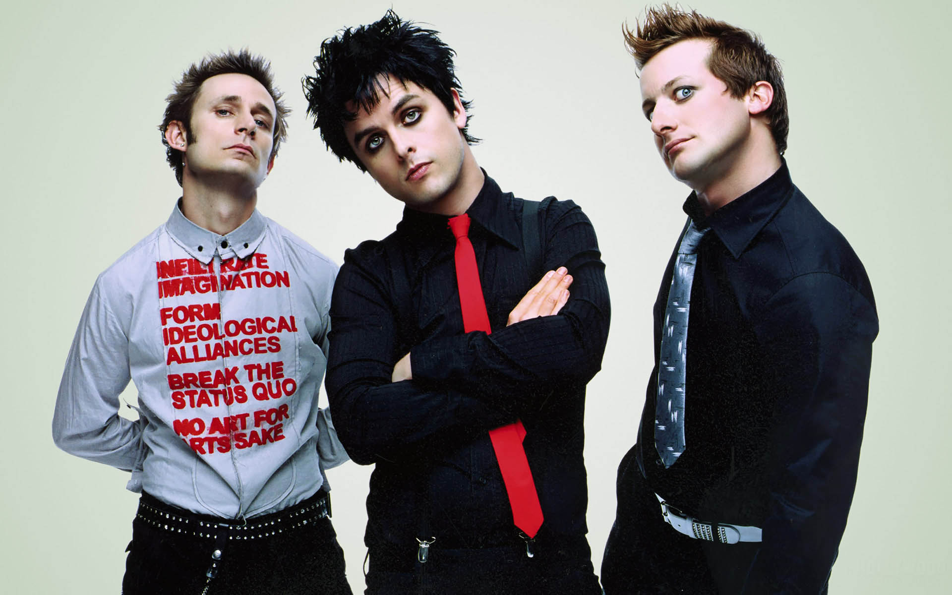 The Band's Logo And Album Cover Of American Idiot, - Green Day Band , HD Wallpaper & Backgrounds