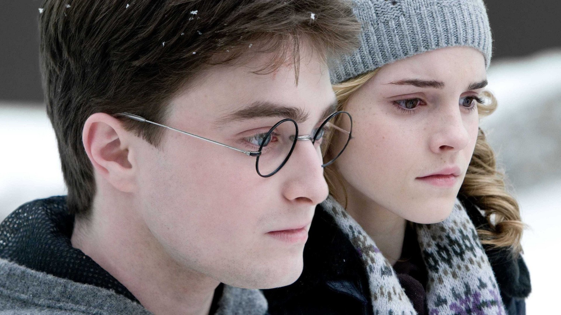 Hd Wallpaper - Harry Potter And Emma Watson , HD Wallpaper & Backgrounds