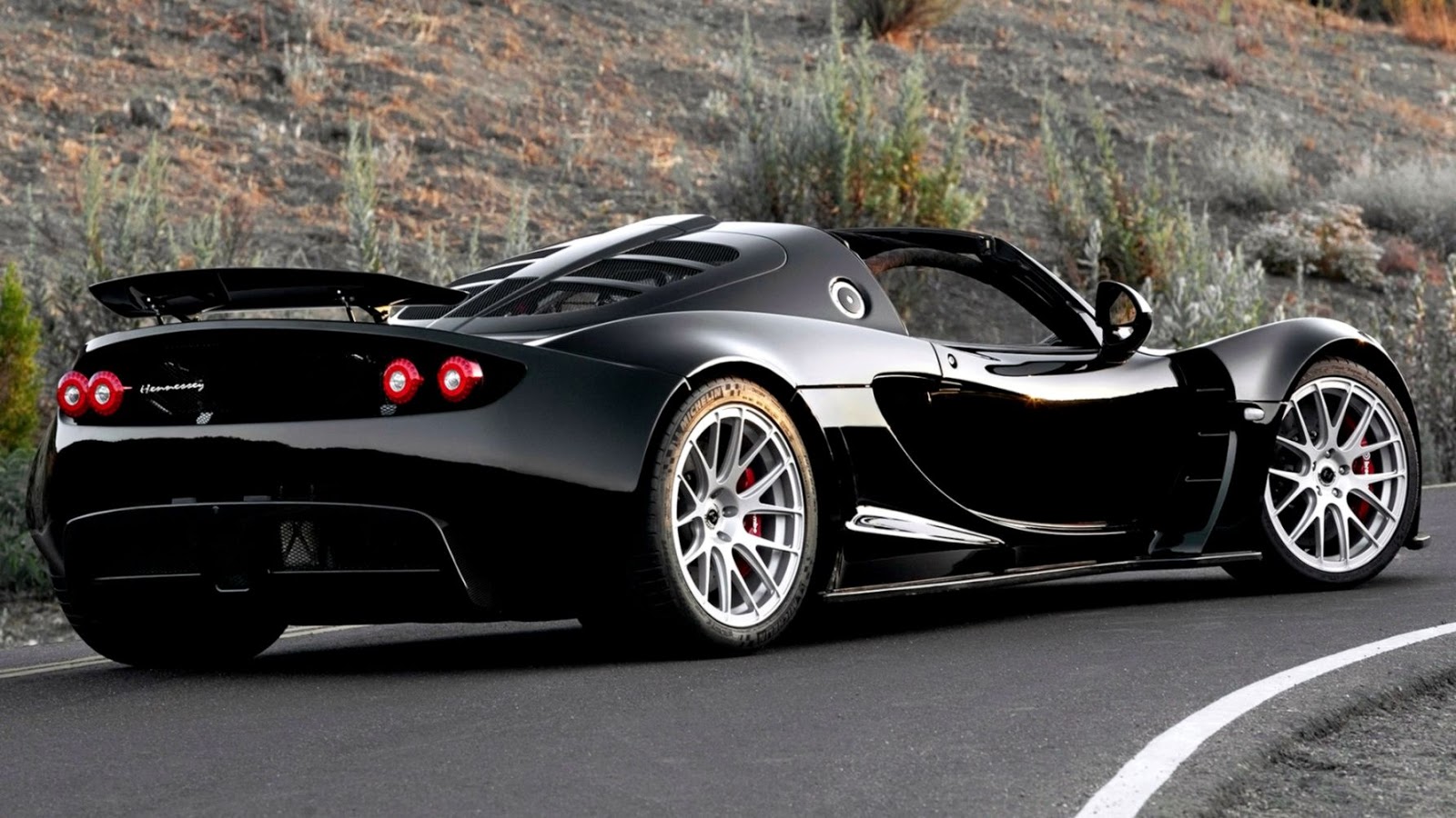 1920x1080px Hennessey Venom Gt Wallpaper Wallpapersafari - 2013 Hennessey Venom Gt Spyder , HD Wallpaper & Backgrounds