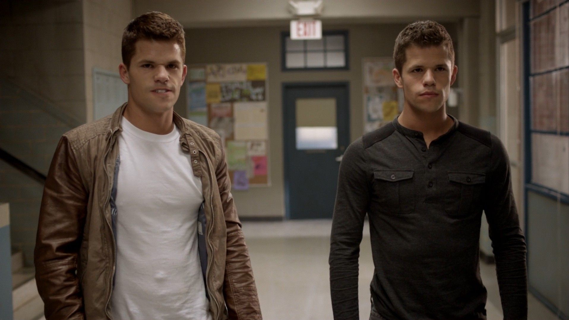 Max And Charlie Carver Teen Wolf , HD Wallpaper & Backgrounds