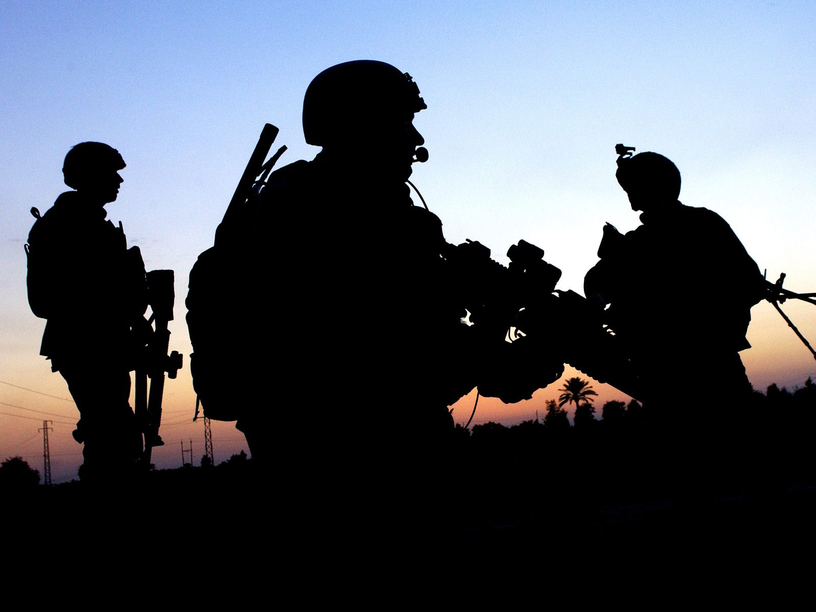 Conducting Patrol Iraq - Free Military , HD Wallpaper & Backgrounds