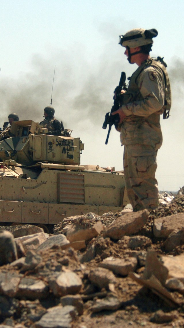 Fighting Vehicle, Iraq, U - America Has Been At War , HD Wallpaper & Backgrounds