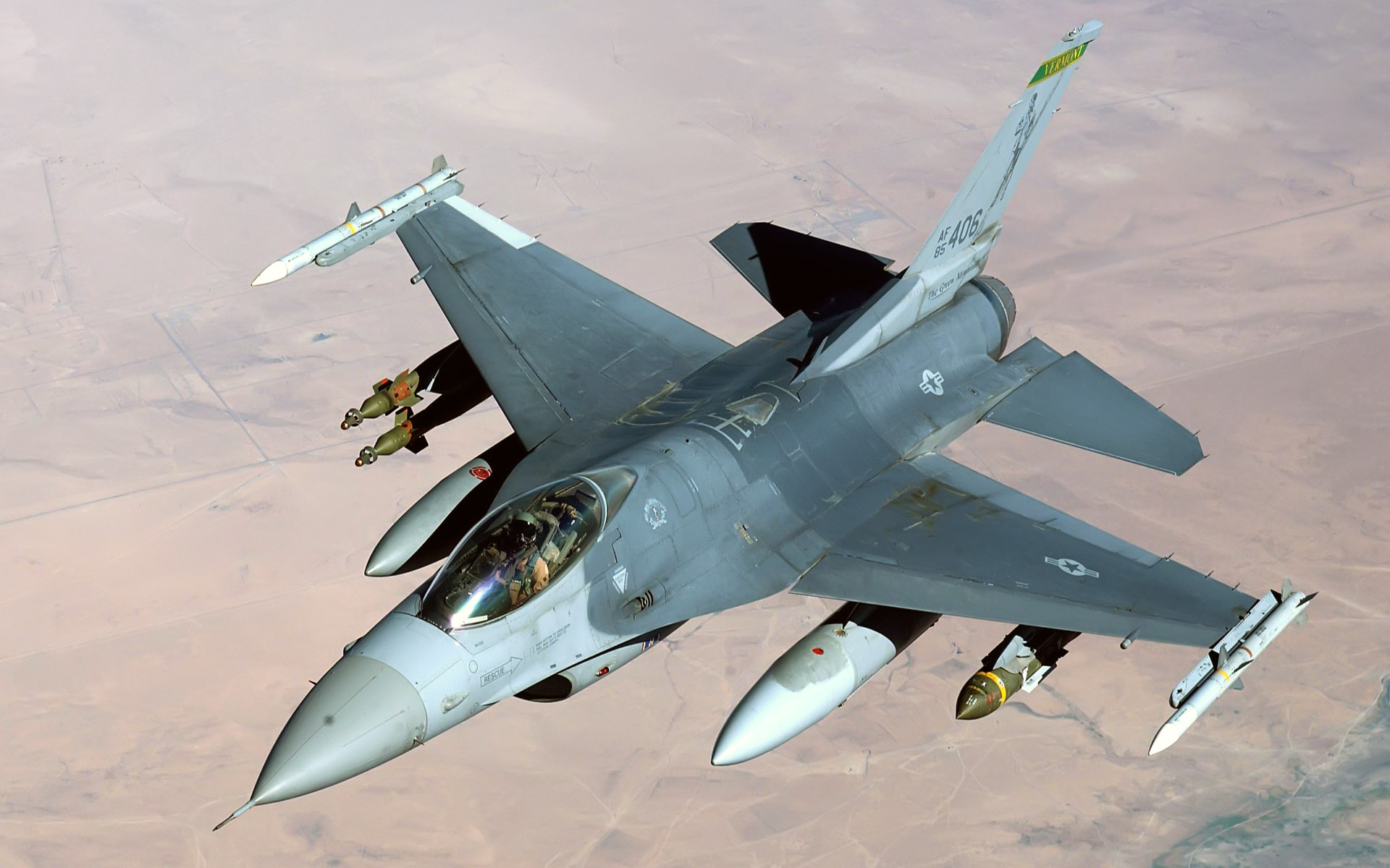 F Fighting Falcon Air Base Iraq Wallpaper - General Dynamics F 16 Fighting Falcon , HD Wallpaper & Backgrounds