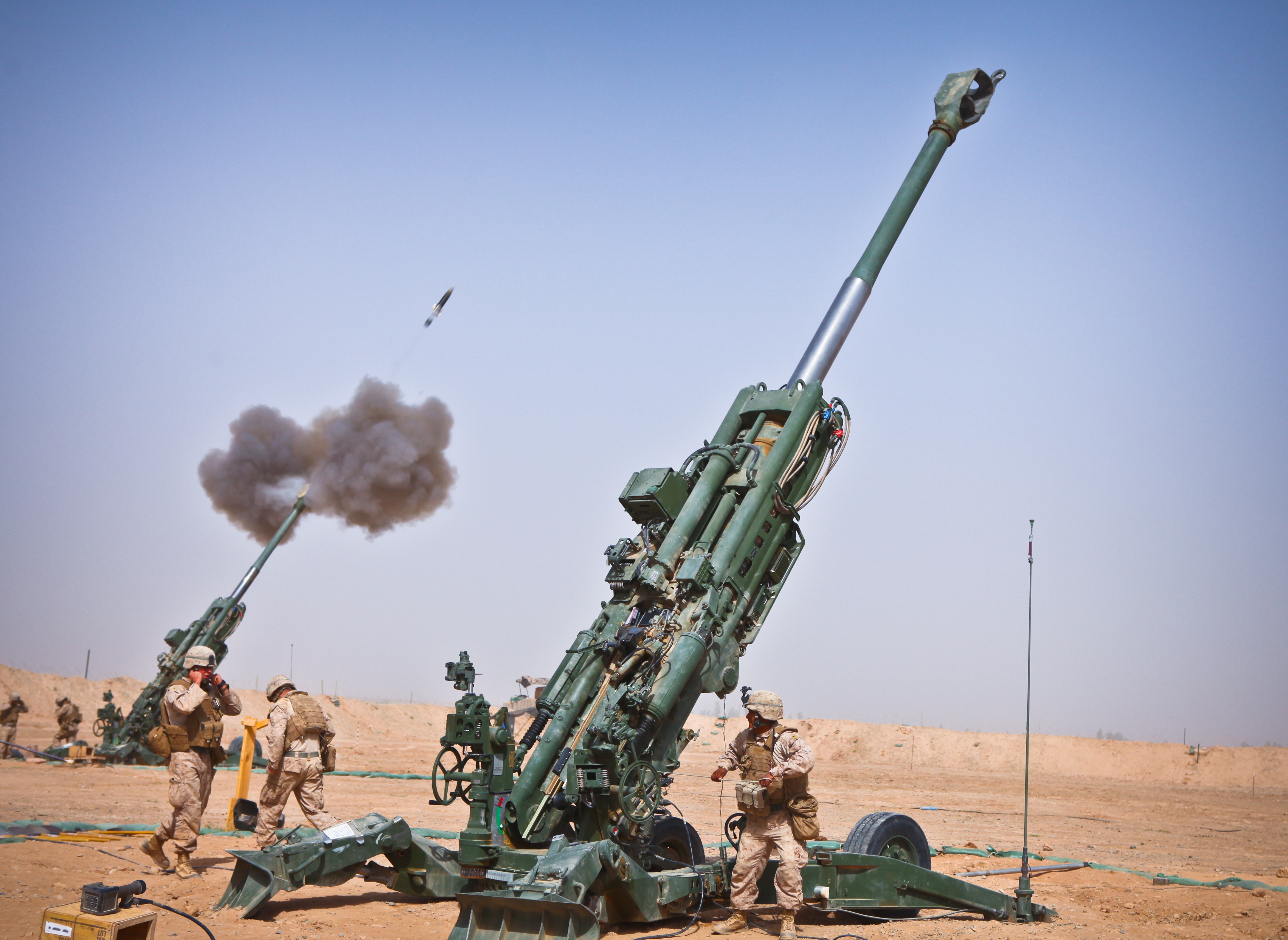 Iraq - M 777 Ultra Light Howitzers , HD Wallpaper & Backgrounds