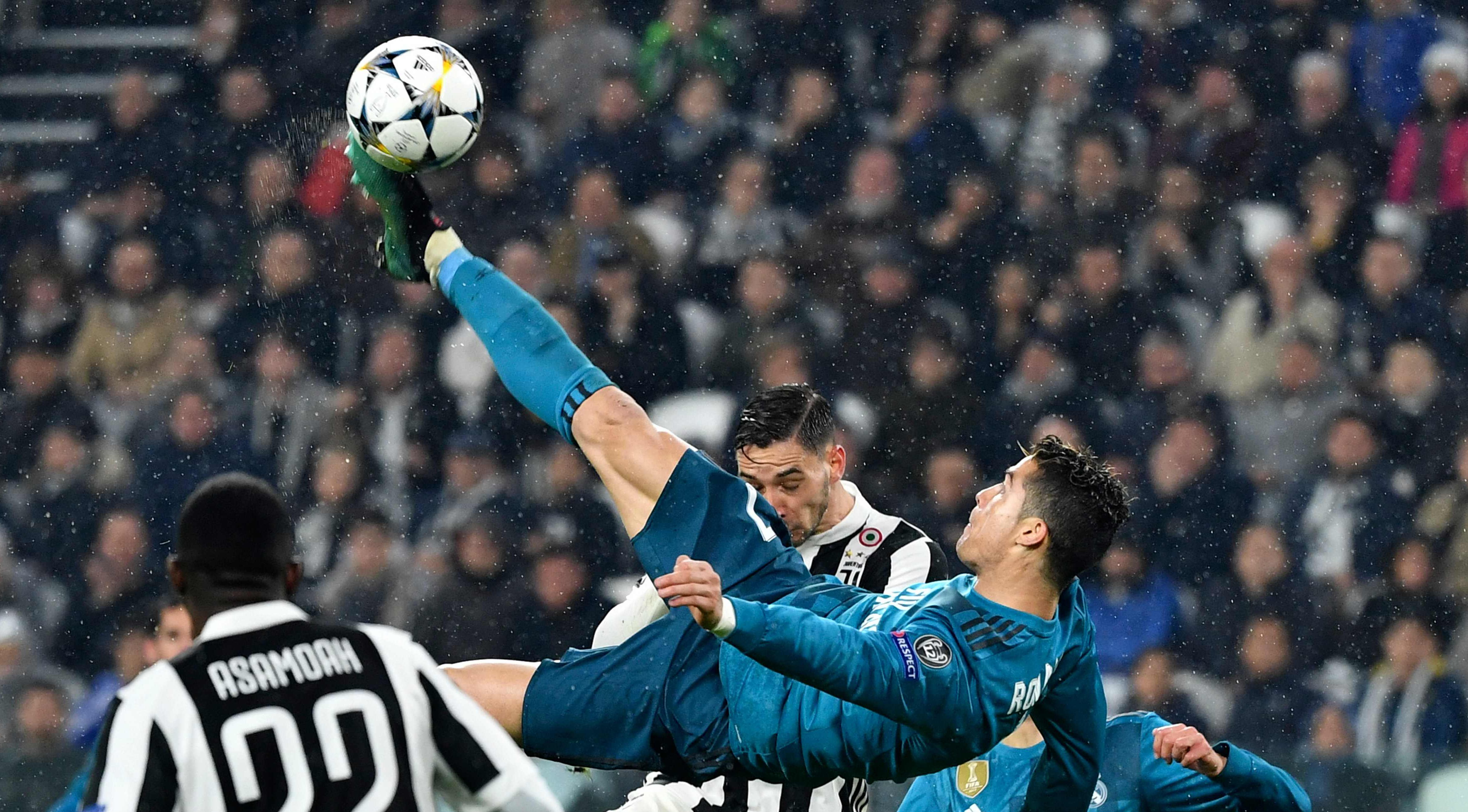 Ronaldo Juventus Bicycle Kick , HD Wallpaper & Backgrounds