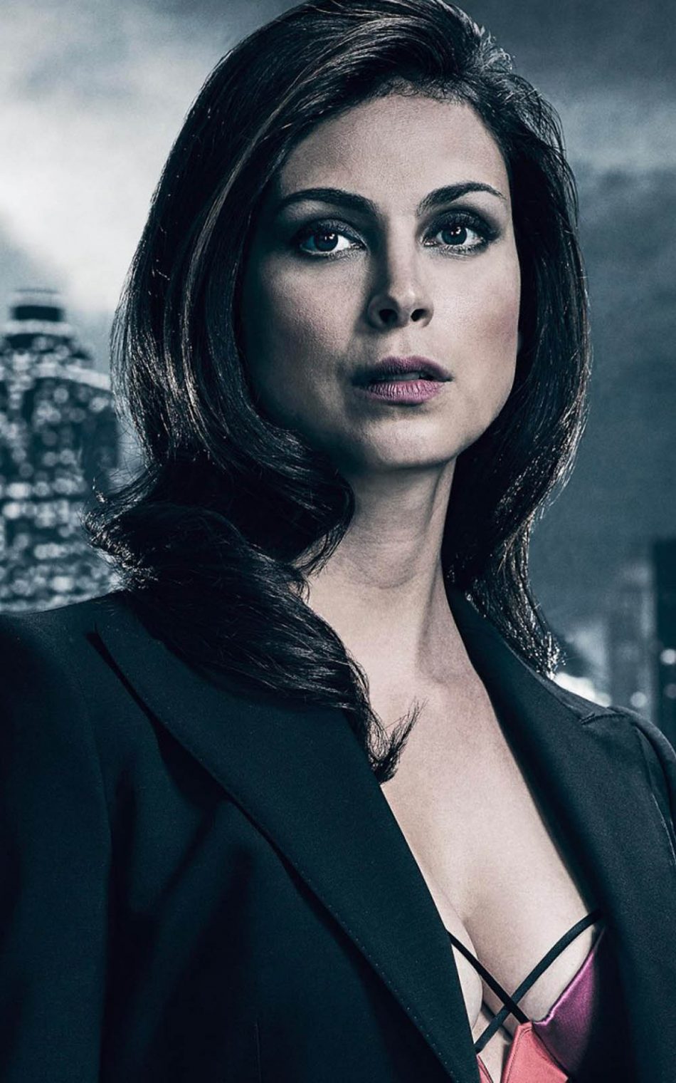 Morena Baccarin In Gotham Season 4 Hd Mobile Wallpaper - Gotham Season 4 Actress , HD Wallpaper & Backgrounds