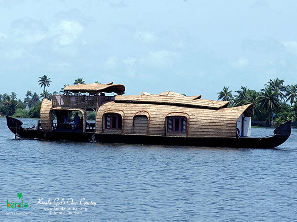 Kerala Beauty Lake Boat Mountain Lakes Wallpapers - Boat , HD Wallpaper & Backgrounds