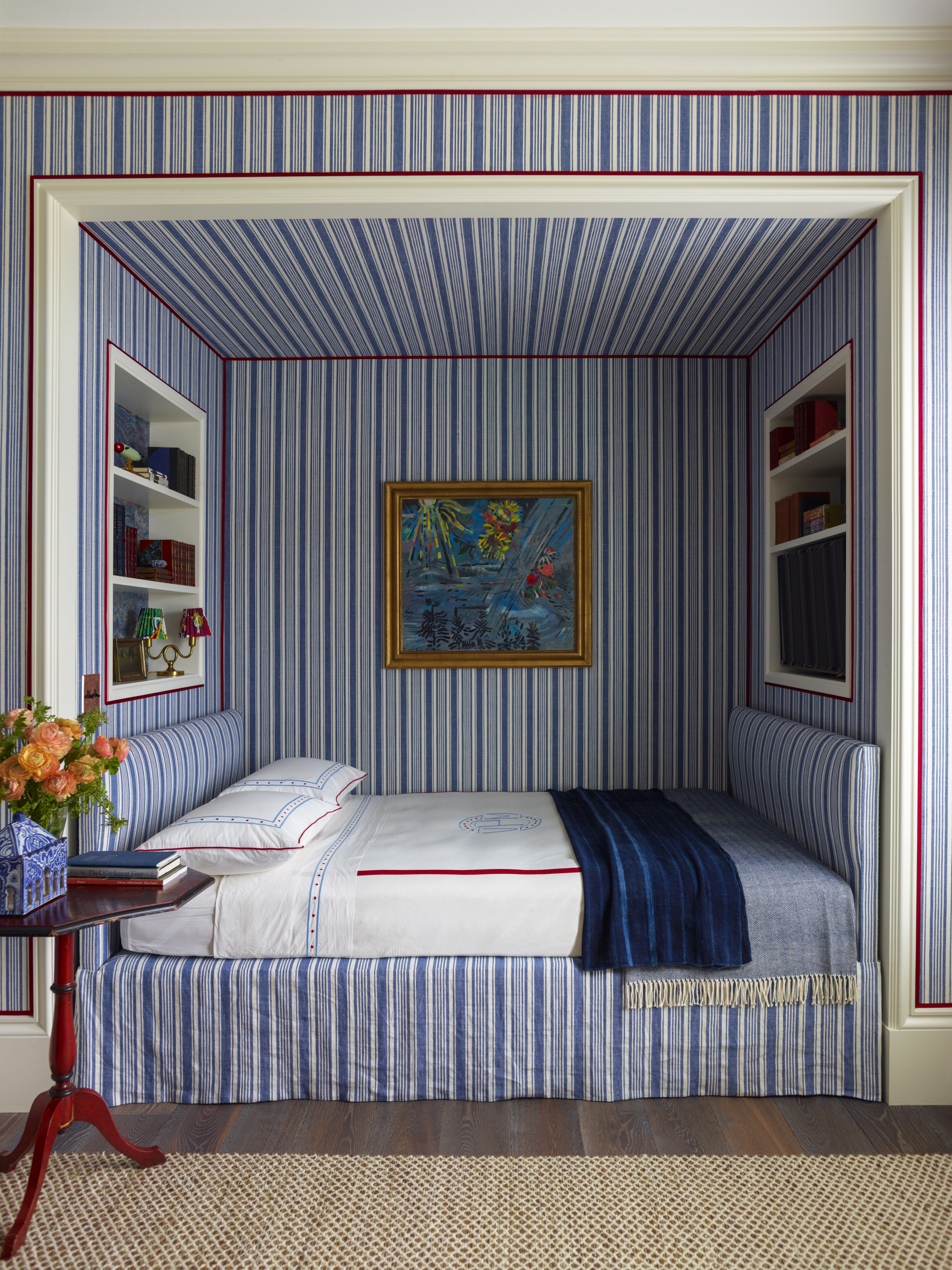 Built-in Bed With Shelving And Blue Striped Wallpaper - Alcove In Bedroom , HD Wallpaper & Backgrounds