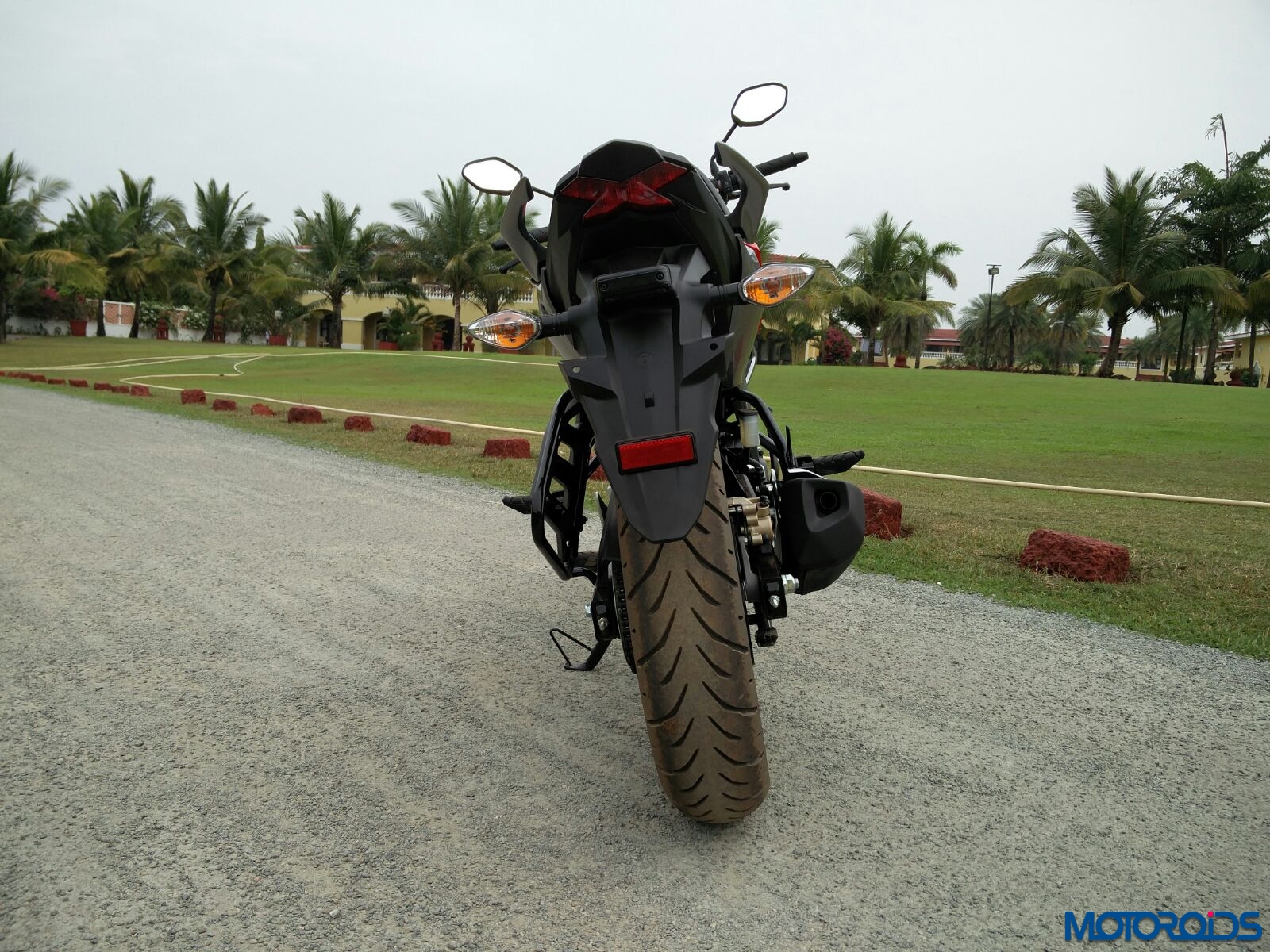 Honda Cb Hornet 160r First Ride Review Images Specs Honda Hornet 160r Back Tyre Hd Wallpaper Backgrounds Download Honda Cb Hornet 160r First Ride Review Images Specs Honda Hornet 160r Back Tyre Hd Wallpaper Backgrounds Download