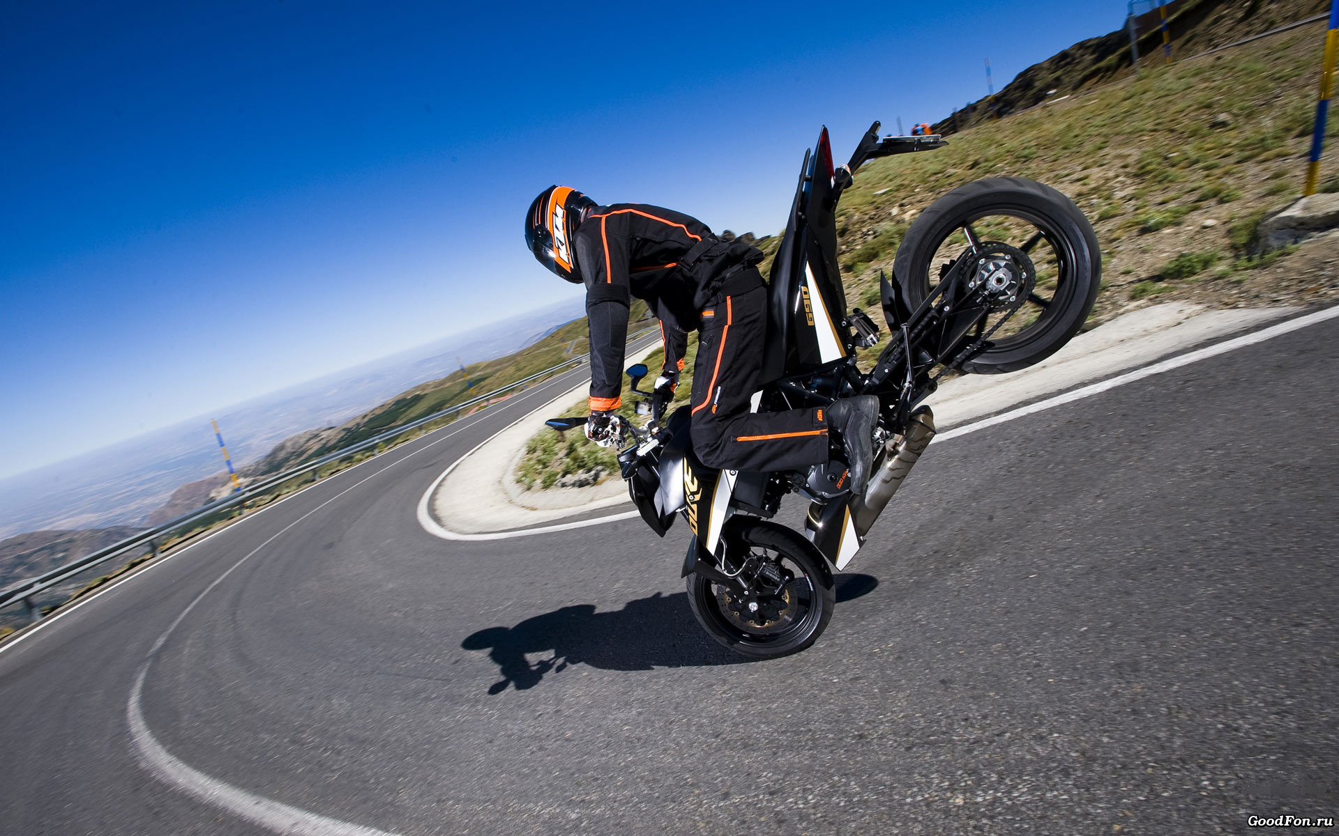 Ktm Duke 2011 12719 Wallpaper - Bike Stunt Photo Download , HD Wallpaper & Backgrounds