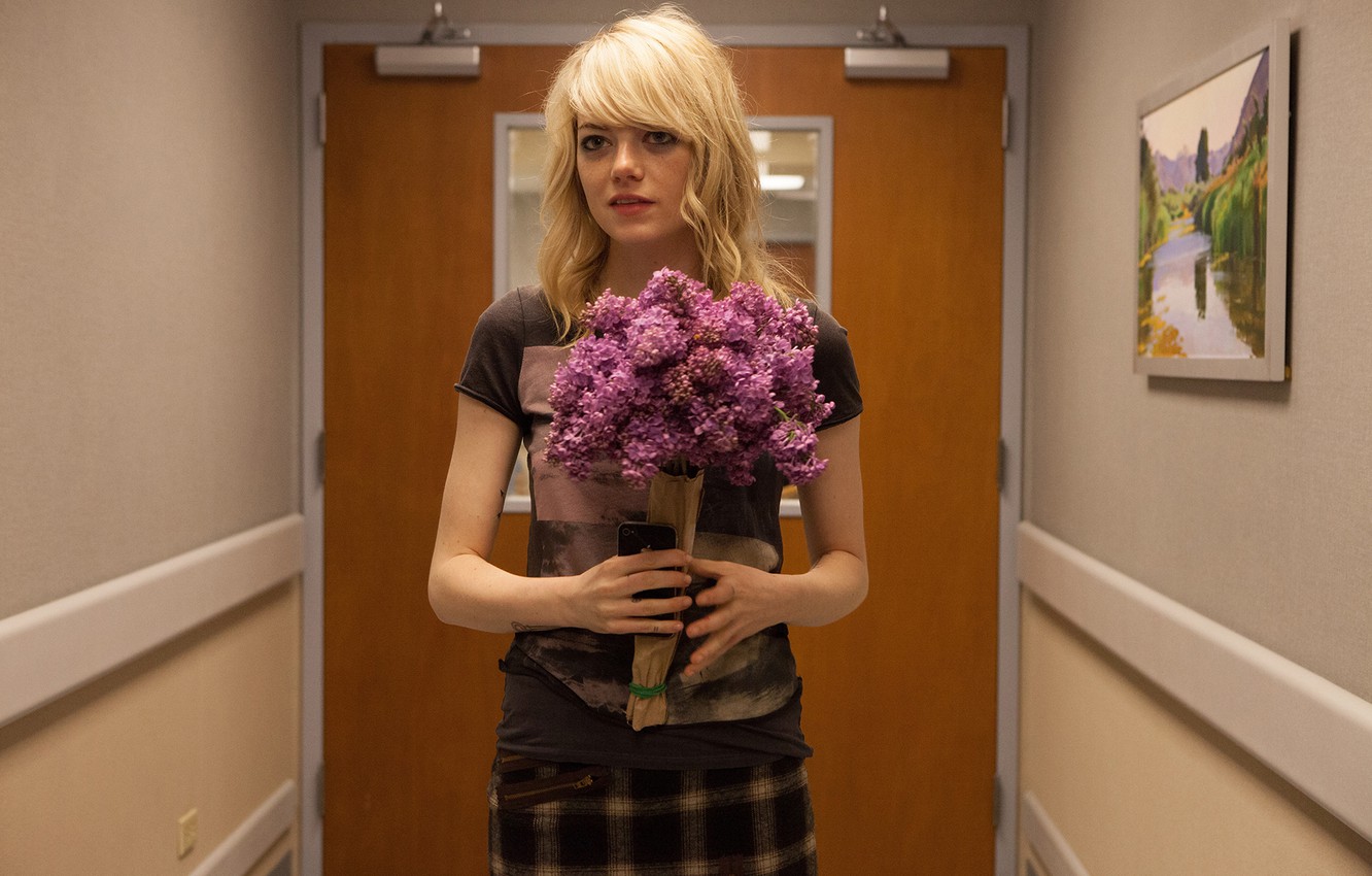 Photo Wallpaper Flowers, Bouquet, Corridor, Blonde, - Birdman Emma Stone Hot , HD Wallpaper & Backgrounds
