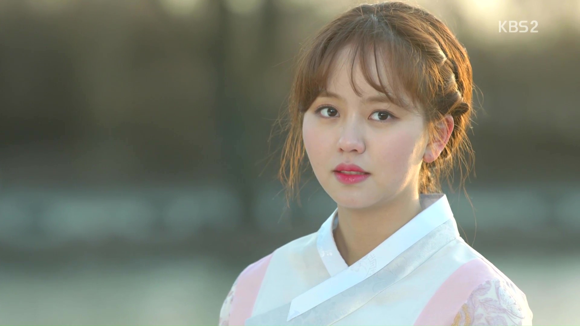 The Pd Calls For Her Before She Can Say Anything, And - Kim So Hyun Radio Romance Hanbo , HD Wallpaper & Backgrounds