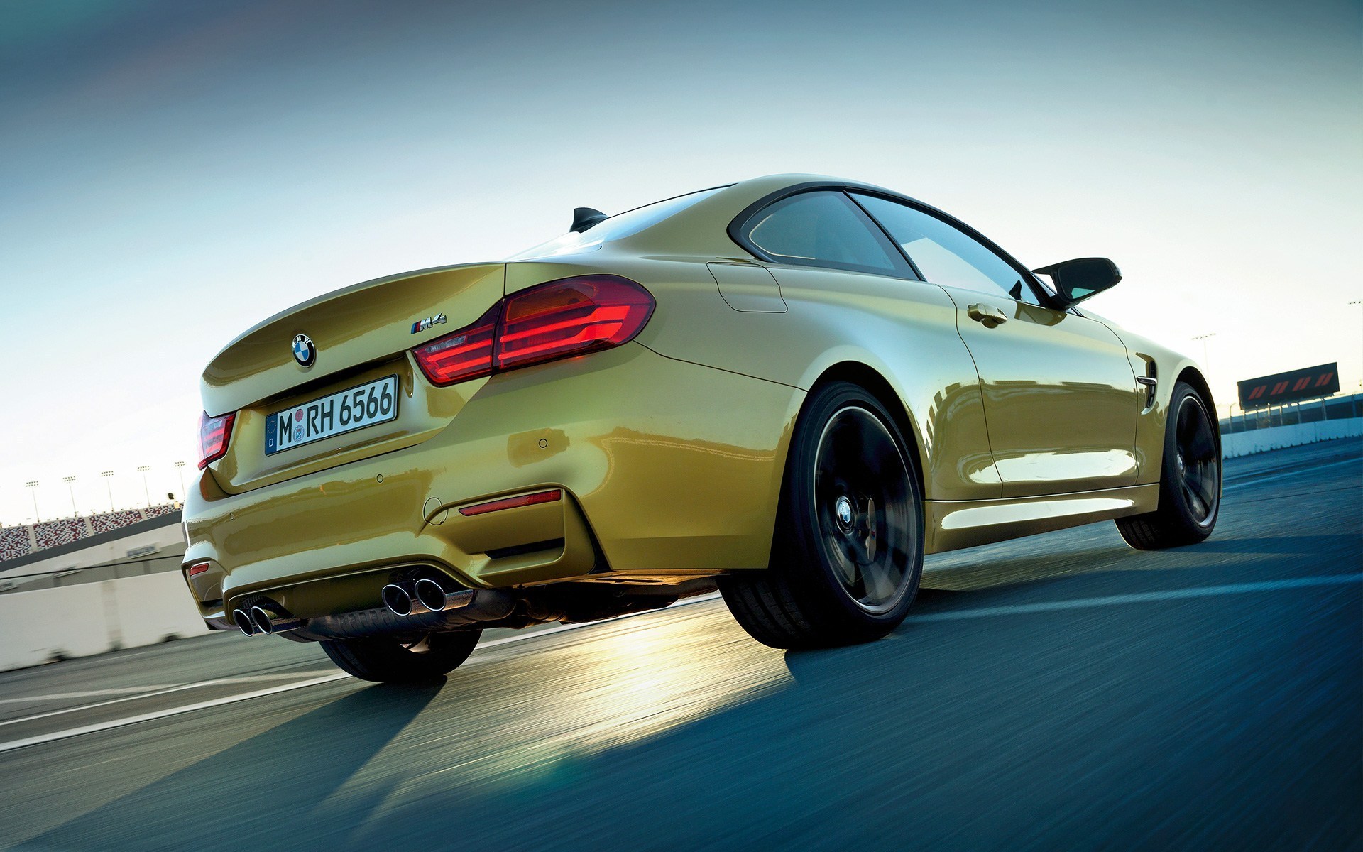 Bmw M4 Coupe Wallpaper Id 49873 Wallpapervortex Com - Bmw M4 Competition Package Price , HD Wallpaper & Backgrounds