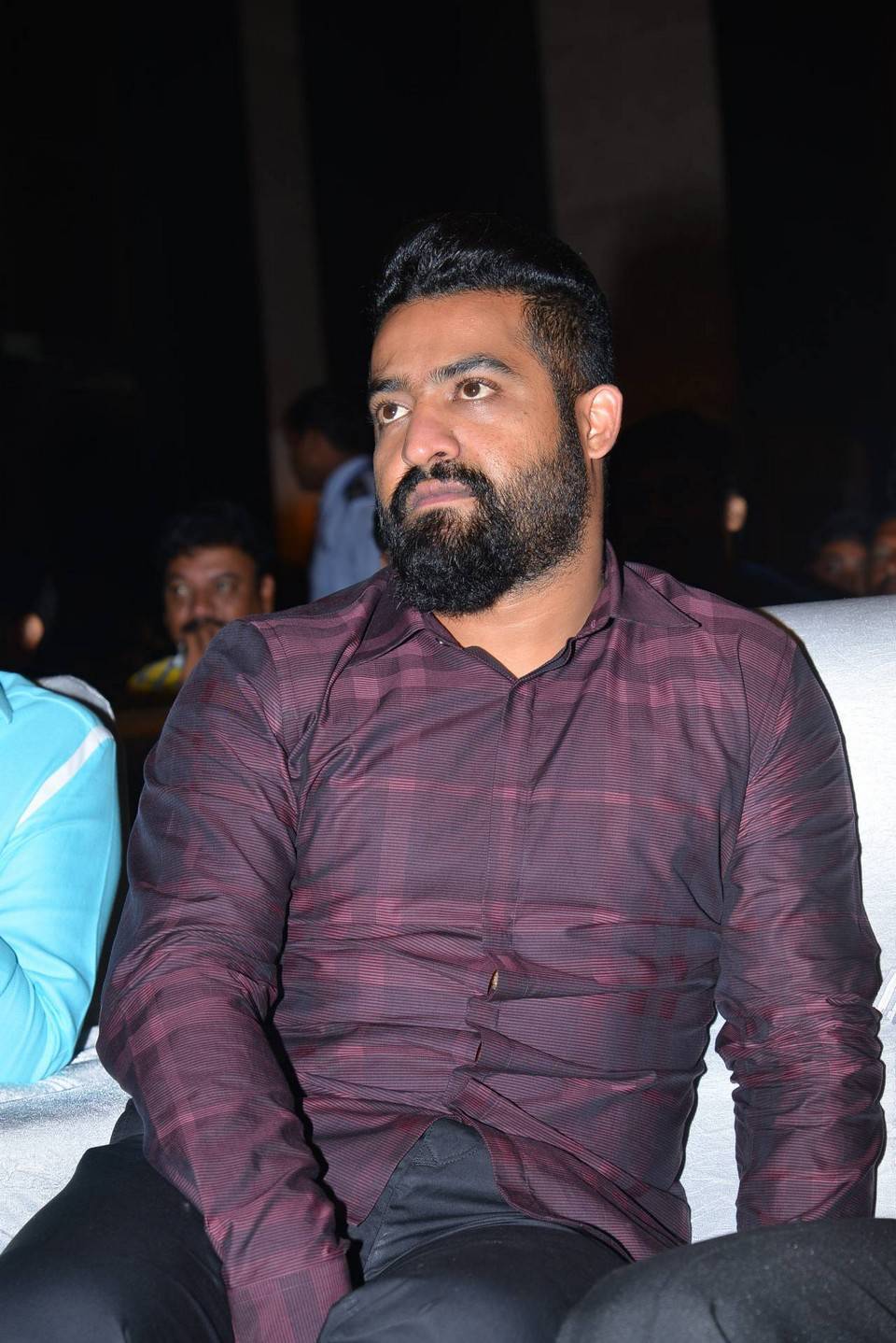 Jr Ntr Stills At Nannaku Prematho Movie Interview - Hd Photos Of Latest Ntr , HD Wallpaper & Backgrounds