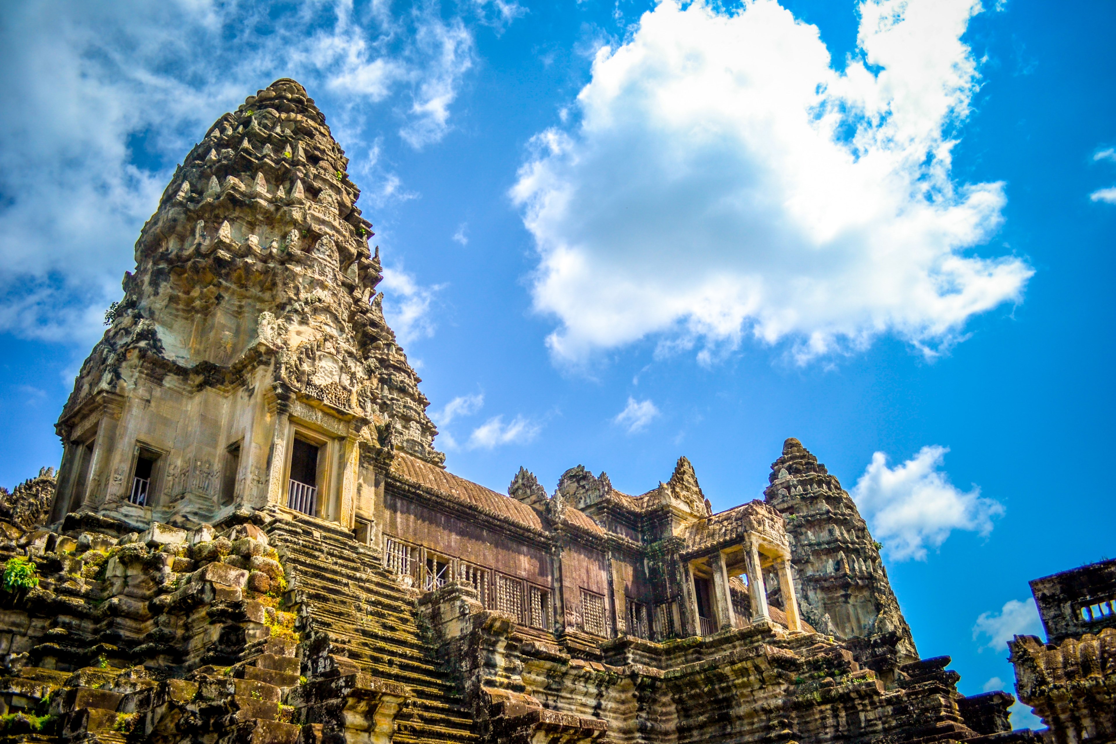 #3840x2560 Temple Monument Angkor Wat And Cambodia - Angkor Wat Blue Background , HD Wallpaper & Backgrounds