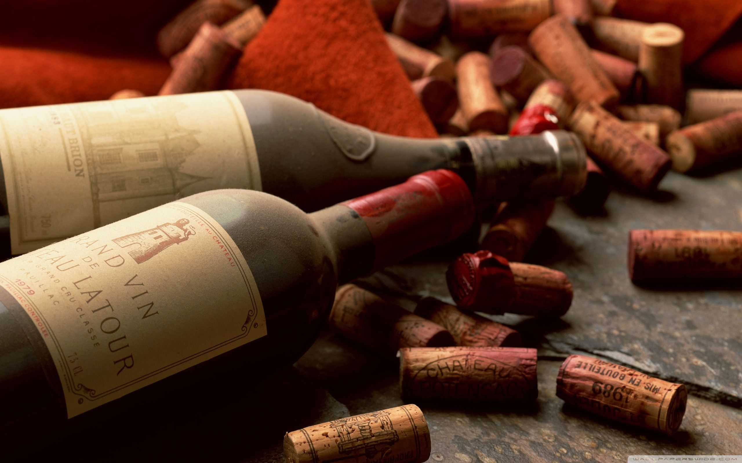 Old French Wine Bottles ❤ 4k Hd Desktop Wallpaper For - Wine Bottles Old , HD Wallpaper & Backgrounds