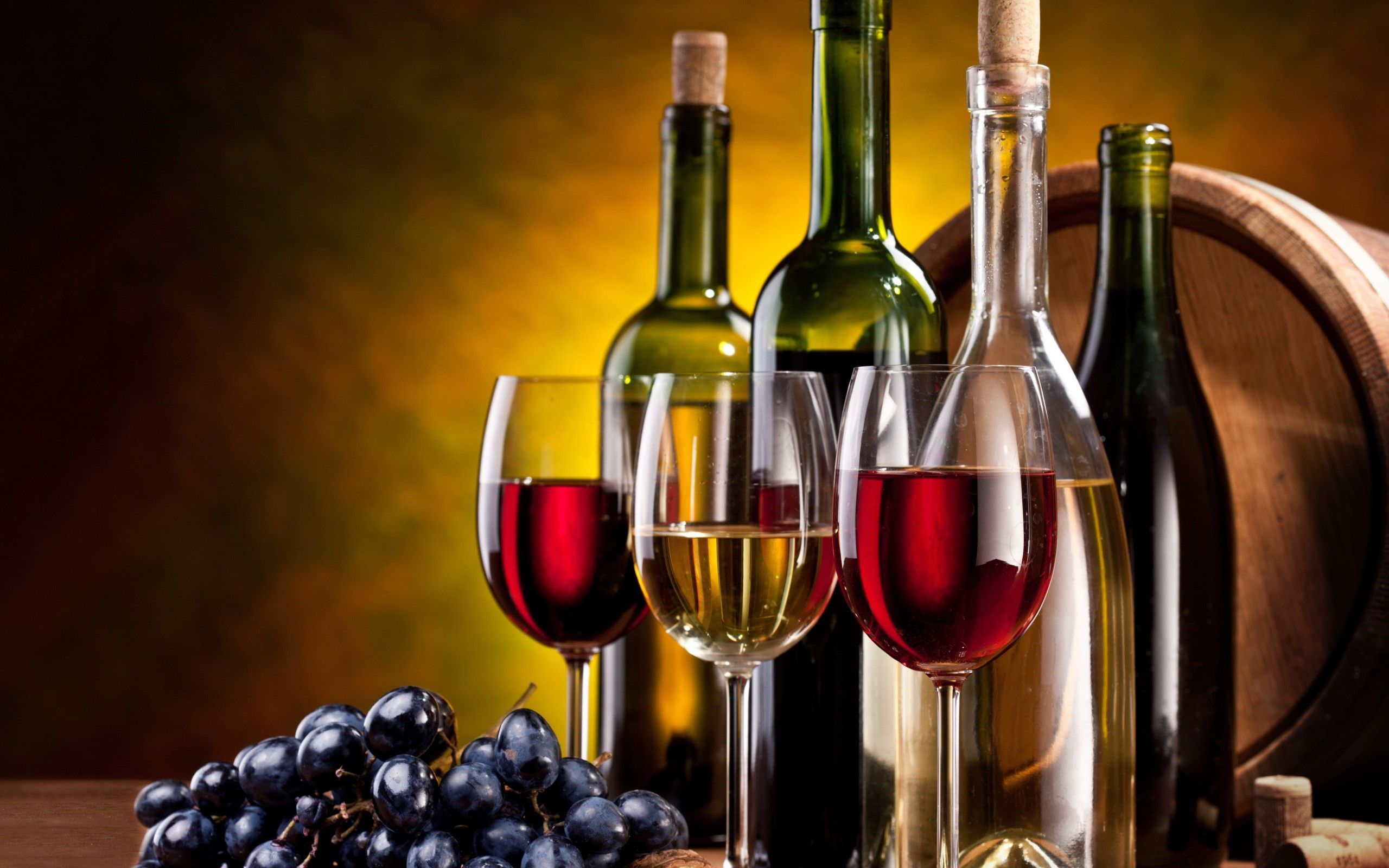 Wine Bottle Wallpapers Group - Wine Bottles , HD Wallpaper & Backgrounds