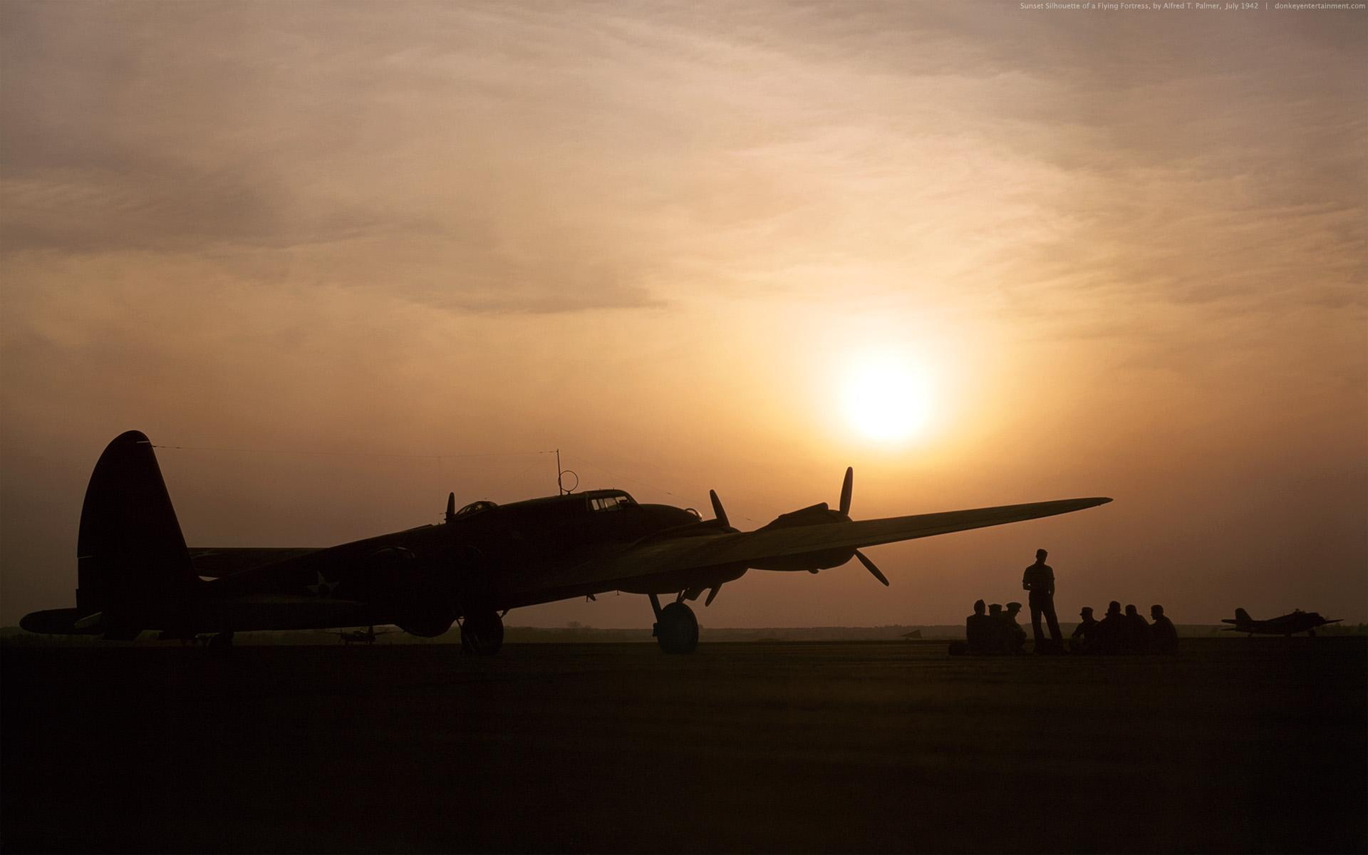 Sunset Silhouette Of A B-17 Flying Fortress, Black - Boeing B-17 Flying Fortress , HD Wallpaper & Backgrounds