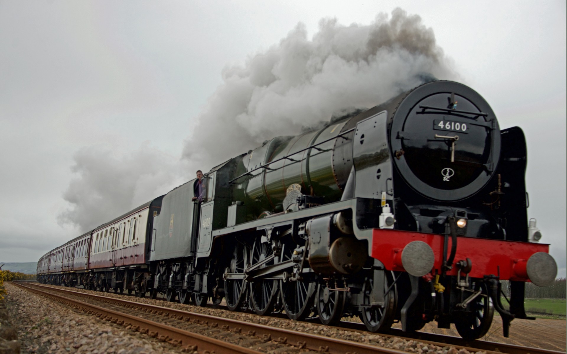 Steam Train Wallpaper - Steam Engine Passenger Train , HD Wallpaper & Backgrounds