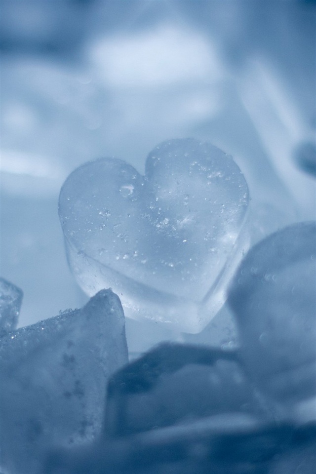 4 - Ice Heart , HD Wallpaper & Backgrounds