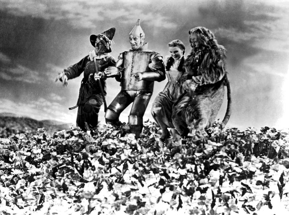 1945-judy Garland En El Mago De Oz - Wizard Of Oz (1939) , HD Wallpaper & Backgrounds
