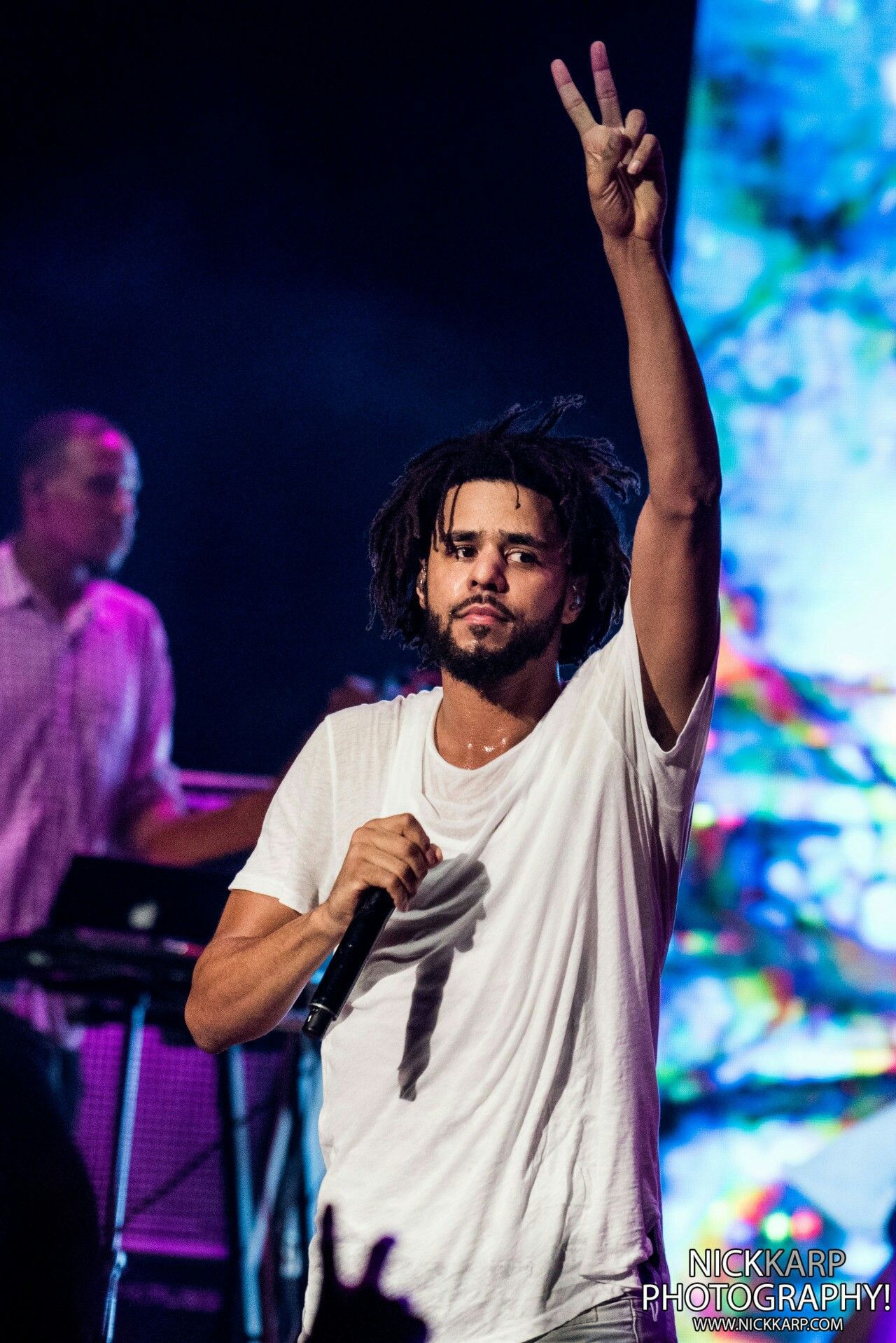 J Cole Wallpaper Iphone - J Cole Iphone Backgrounds , HD Wallpaper & Backgrounds