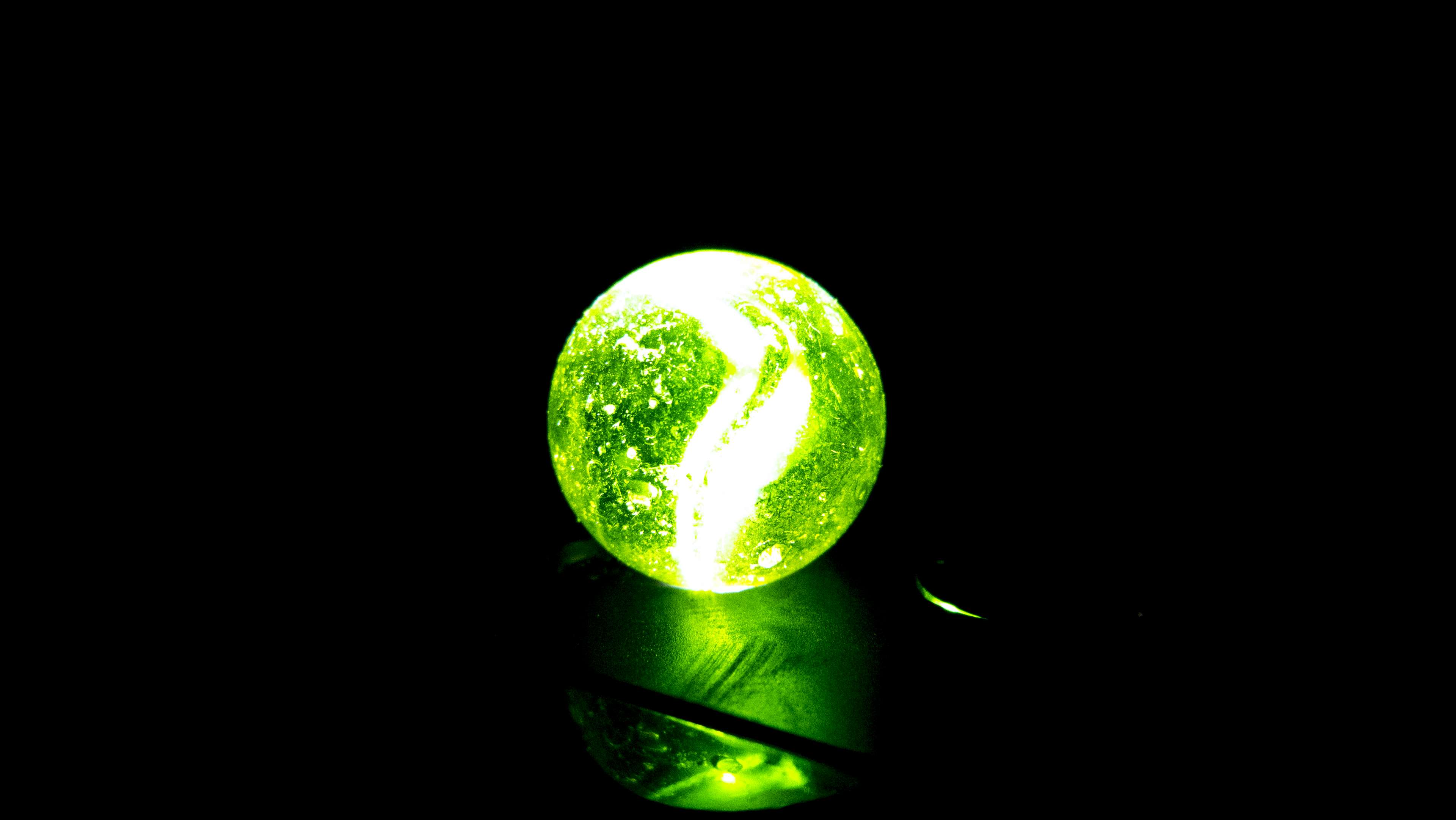 Ball, Black, Black And Green, Burca, Burquinha, Dark, - Sphere , HD Wallpaper & Backgrounds